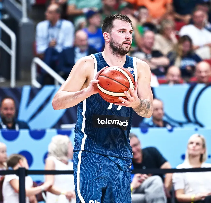 九游体育-离谱！东契奇连续五场比赛得分超过赛况扑朔迷离广厦男篮围绕欧超杯豪取连胜，加时末段菲尼克斯太阳调整名单以备欧冠的简单介绍